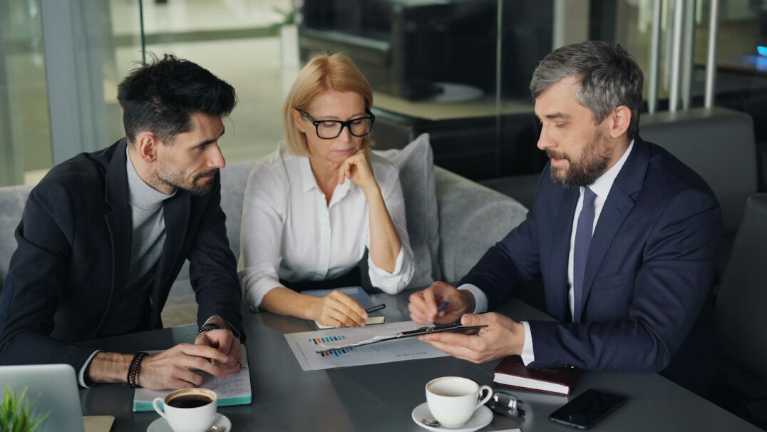 business team meeting discussion